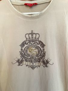 Elle Cream Graphic T-Shirt