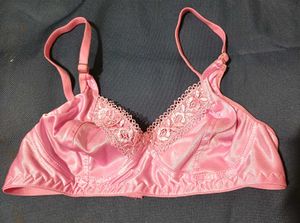 💥🆕️ Unused Satin Bra