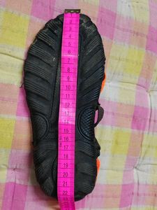 Item-KBG53/PRELOVED/HARDLY WORN ONCE/ Beautiful Strapped Sandal of SIZE:UK5/38