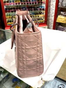 Ladies Hang &amp;sling Bag