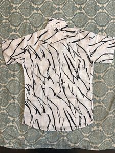 Stylish Abstract Print Short Sleeve Shirt