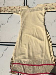 Elegant Cream Kurta Set with Embroidery