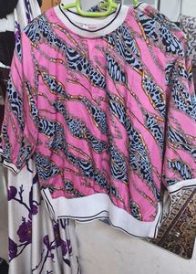 Chic Pink Chain Print Sweatshirt