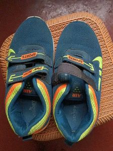 Kids Sports Shoes