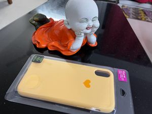 iPhone XR Flexable Yellow  Silicone Case/cover