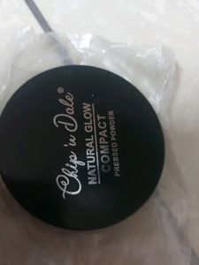 Compact &amp; Lipstick Combo New Totally,  4 Shade H