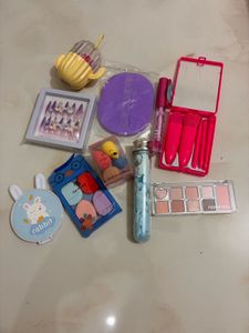 Cute Makeup & Beauty Tools Set
