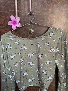 Cute Floral Print Crop Top
