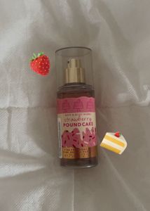 Bath & Body Works🍓🍰Strawberry Pound Cake Mist