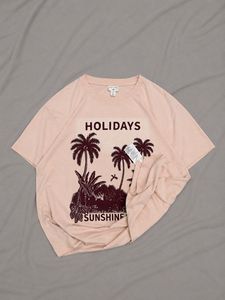 H&amp;M T-Shirt with "Holidays" Print
