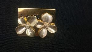 4 Pairs Antiternish Earrings