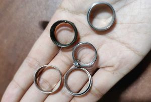 5 Assorted Stackable Rings