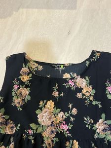 Black Floral Tiered Tunic Top
