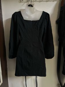 Chic Black Ruched Mini Dress