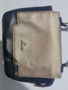 Lavie Black &amp; Sliver Crossbody Bag