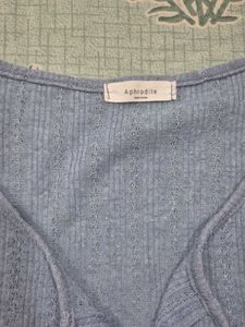 Cropped tie up top
