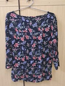 🌸Floral Print Lace-Up Top
