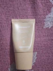Mamaearth Glow Serum Foundation