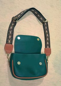 Stylish &amp; Functional Shoulder Bag