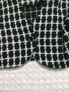 ZARA chic cropped checkered blazer/jacket