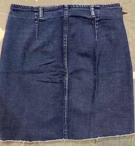 Classic Denim Button-Front Mini Skirt