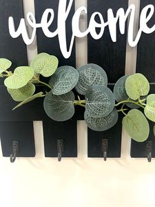 Welcome - Love Grows Here Wall Decor