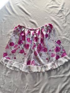 Rose print satin shorts