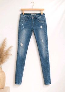 💎 ORIGNAL ZARA - Distressed Slim-Fit Jeans