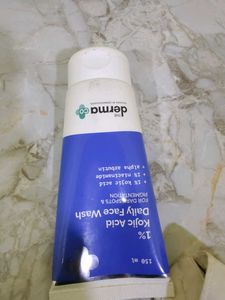 The Derma Co. 1% Kojic Acid Face Wash
