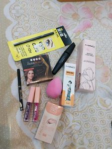 Makeup Bundle: MAC, Huda Beauty & More
