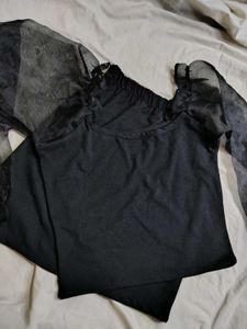 edgy ballon sleeve top with skirt