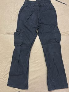 CARGO black with 4 pockets