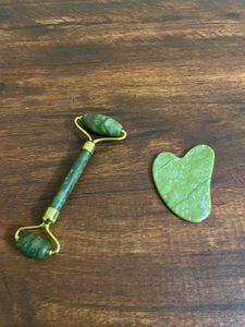 Jade Roller &amp; Gua Sha Set