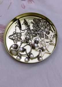 Assorted Alt Silver Jewelry Scoop