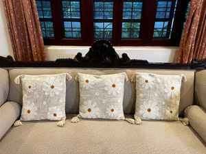 Decorative Daisy Pillow Cover-2
