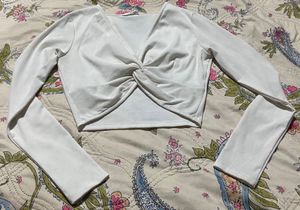 Chic White Long Sleeve Twist Front Top