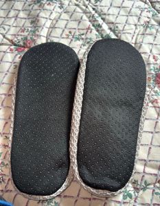 Stylish Mesh indoor flipflop