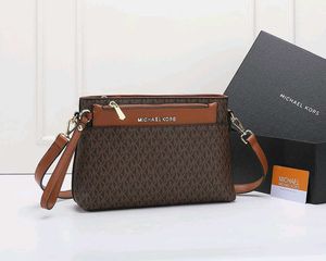 Micheal kors slingbags