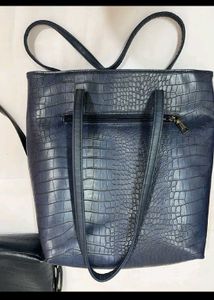 Caprese and mast & harbour Tote Bags comb