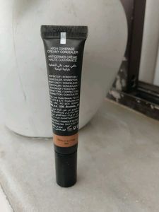 Huda Beauty Concealer- Peanut Butter 24G.
