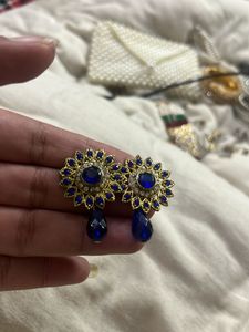 Blue Pendant Set With Earrings