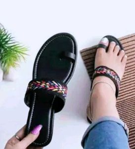Stylish Woven Strap Flat Sandals