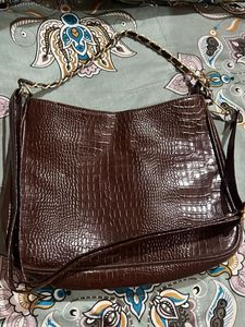 Chic Embossed Crocodile Hobo Bag