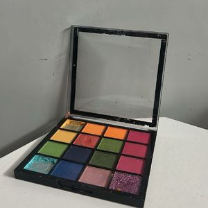Vibrant Eyeshadow Palette