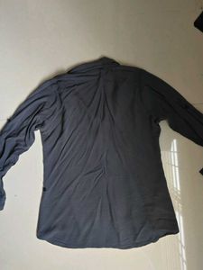 grey shirt