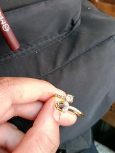 Sparkling Gold Adjustable Ring antiturnish