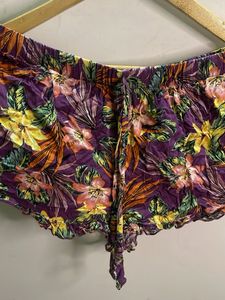 Boho Floral Print Shorts
