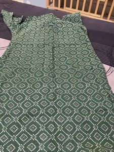 Green Bandhani Print Kurta with Embellished Neckli