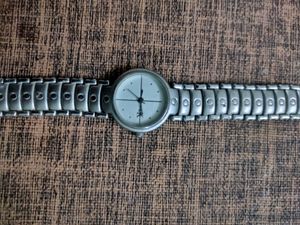 Branded Stylish Silver Watch !