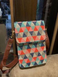 Geometric Pattern Crossbody Bag